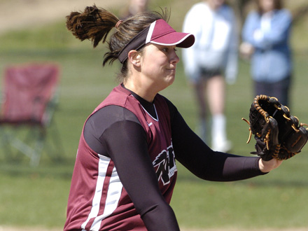 Softball Falls Twice Against Southern Connecticut State