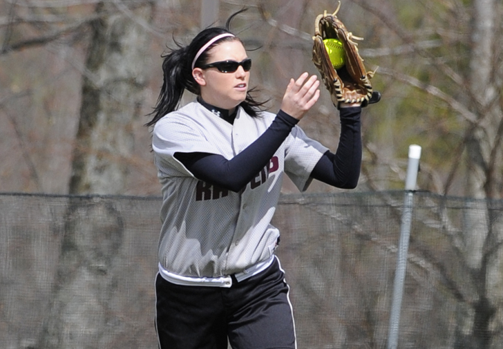 Softball Swept in Tuesday Doubleheader by Stonehill