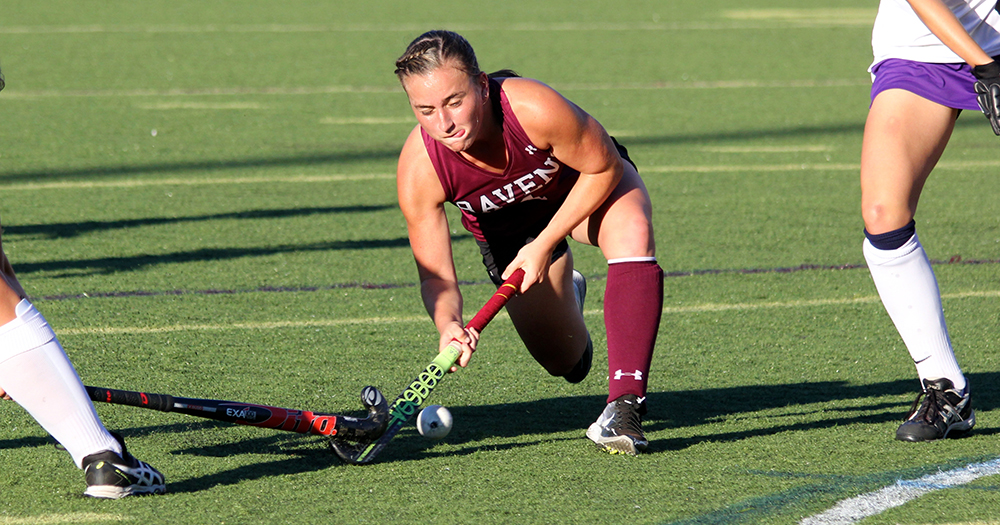 Lackluster First Half Sinks Field Hockey in 2-1 Loss to SCSU