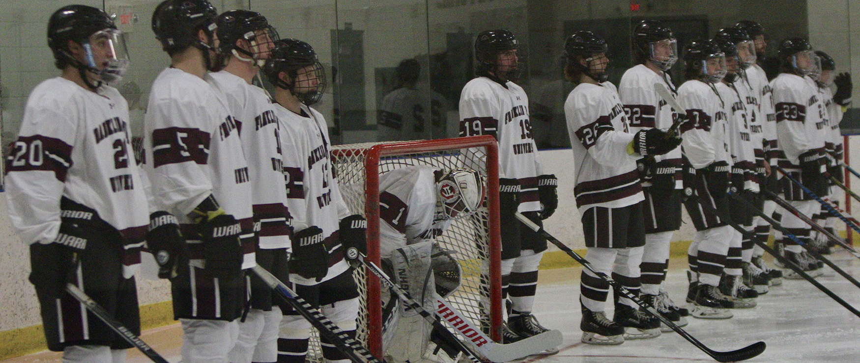 Men’s Ice Hockey Hangs in for Much of Night, Ultimately Falls to No. 8 Hamilton, 4-2