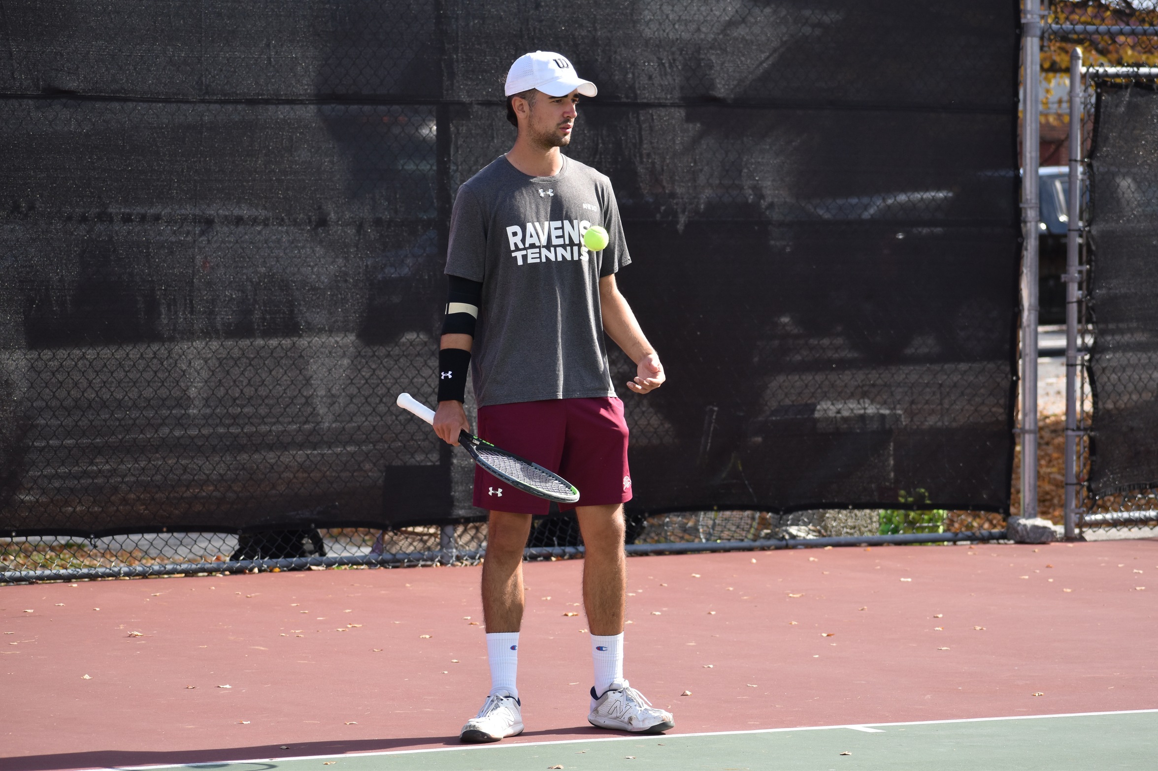 Men's Tennis Scarcely Edged by Holy Cross, 4-3