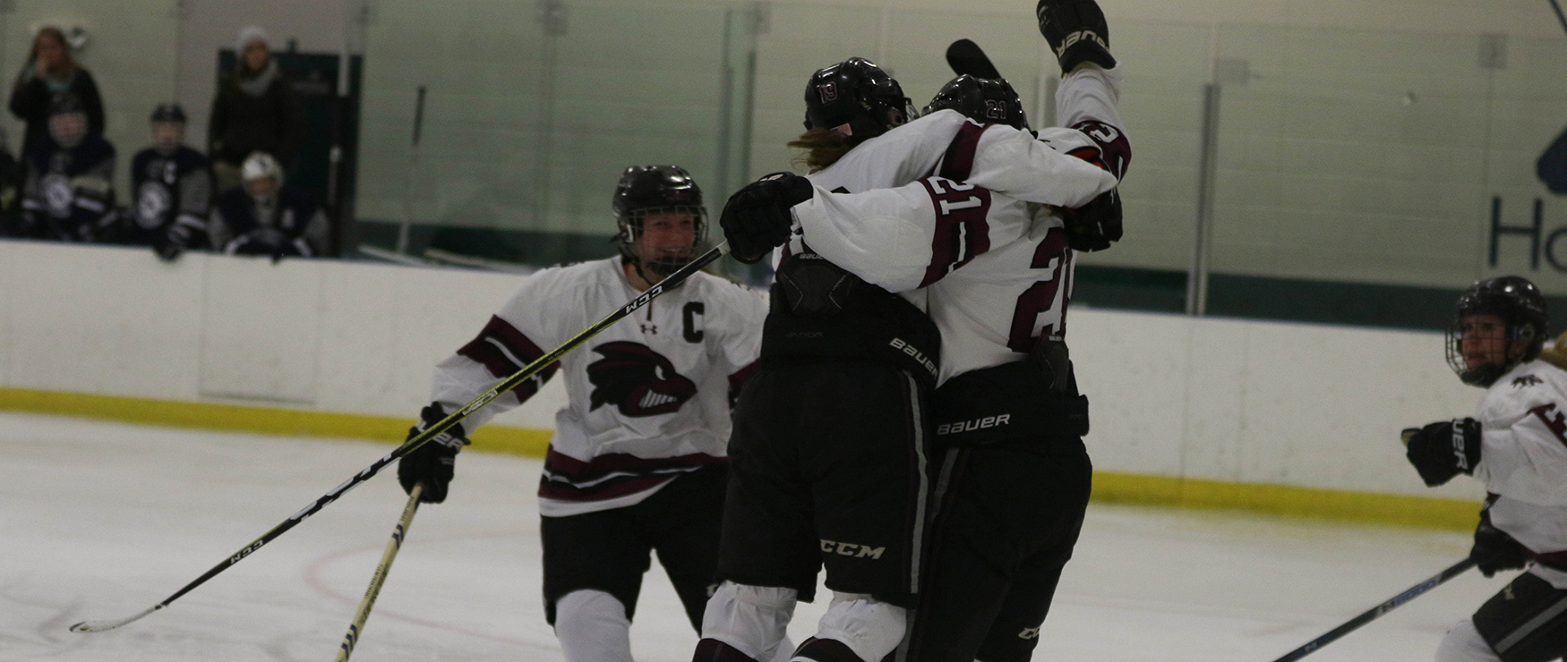 PREVIEW: Women’s Ice Hockey Opens NEWHA Open Tournament Wednesday vs. Saint Michael’s