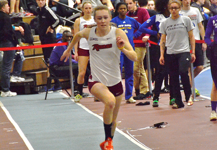 Simmons Notches Pair of Top-Fives for Women’s Track & Field at George Davis Invitational