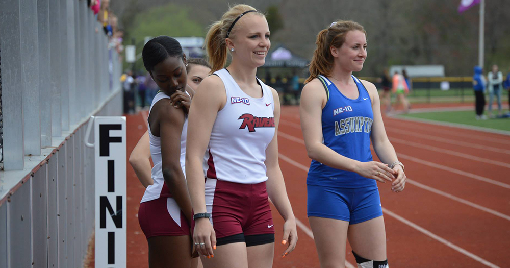 Speedy Price leads Women’s Track and Field to solid day at Snowflake Invitational