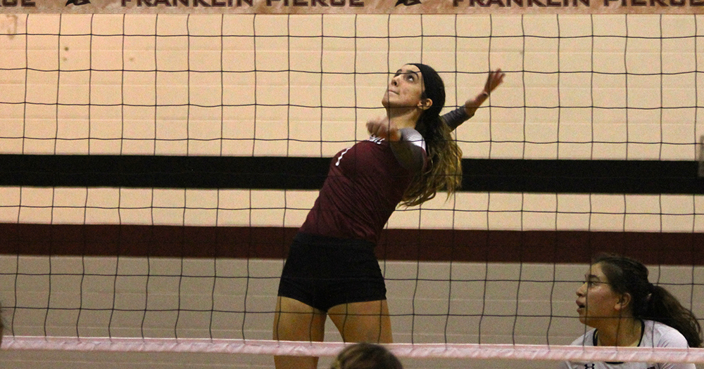 Ravens Relinquish Two Set Lead, Fall to Le Moyne in Five