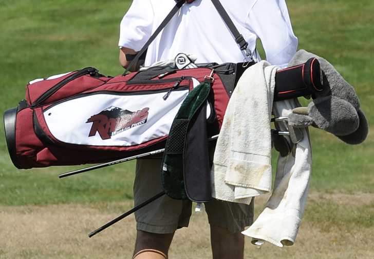 Golf Finishes 6th at Elms Invitational; Freshman Adam Spencer Cards Top-10 Finish in Individual Standings