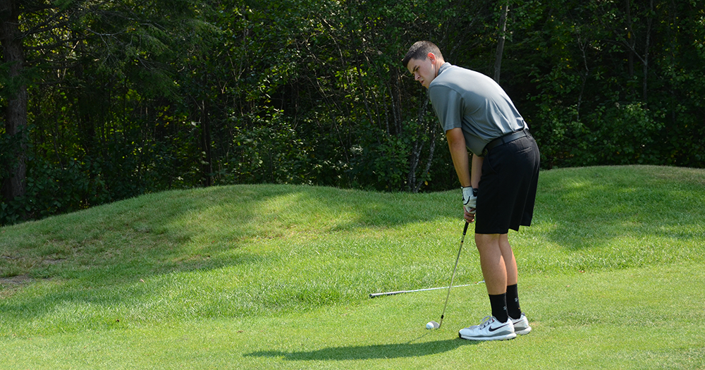 Men’s Golf Wraps up Season with Fourth-Place finish at Bentley Newport Invitational