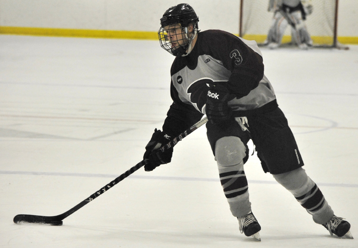 Third Period Costly as Men’s Ice Hockey Skates to 3-3 Tie at Stonehill