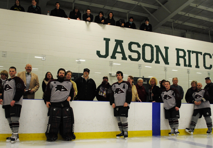 Late Pair on the Power Play Lifts Men’s Ice Hockey Over Stonehill, 6-4, on Senior Night
