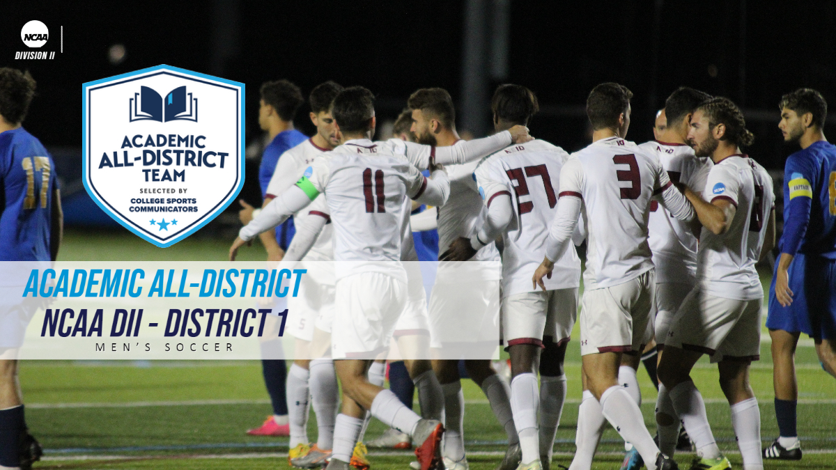 Men's Soccer Rakes In Five CSC Academic All-District Honorees