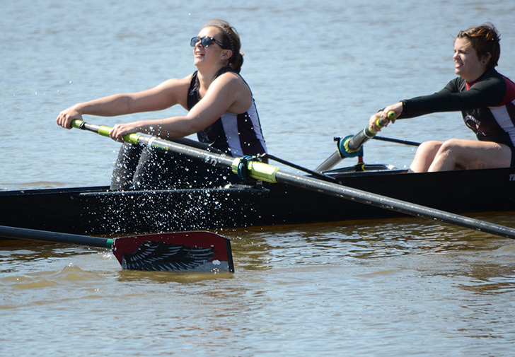 Women's Rowing Varsity-Eight Boat Finishes Third at NE-10 Cup