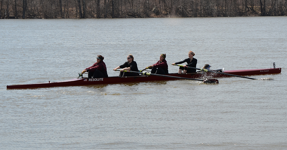 Rowing rides good weather, competes in the Knecht Cup