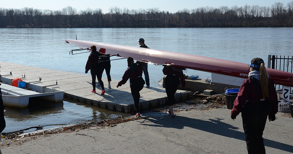 Women's Rowing Enjoys Great Weather at UMass Lowell Invitational