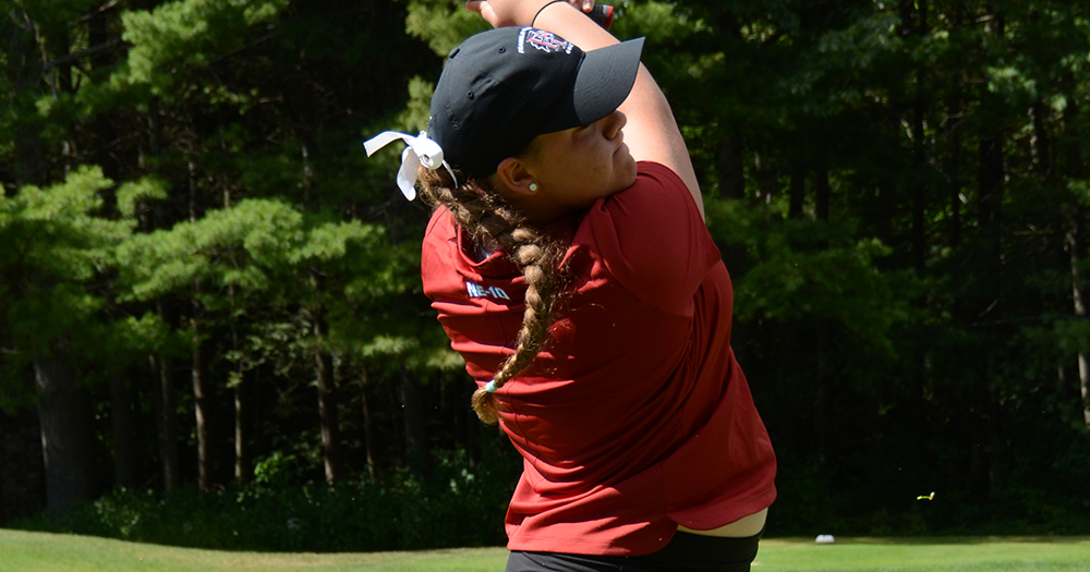 Women’s Golf competes in day one of LeMoyne Invitational