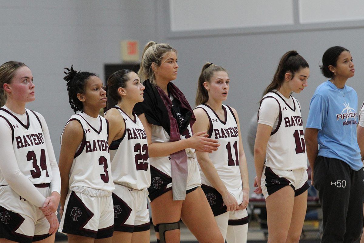 Women's Basketball Unable to Break Through at AIC, 68-61
