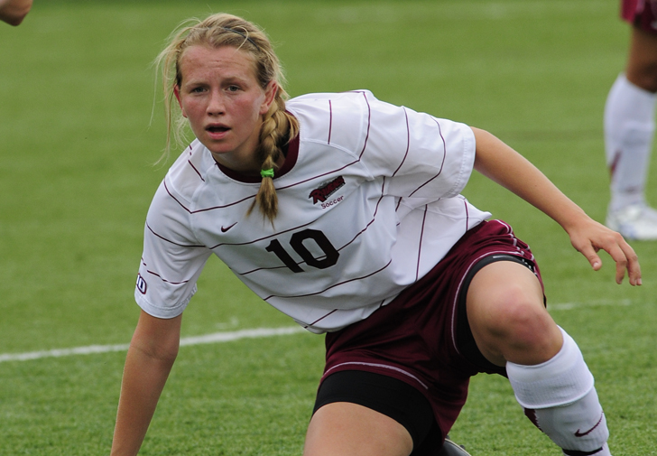 Women's Soccer Picks Up Second-Straight Win Versus Ranked Opponent with 3-0 Triumph Over SCSU