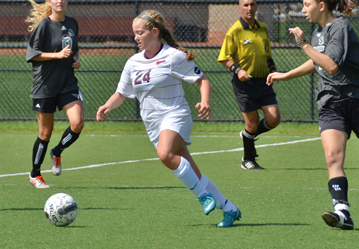 Women's Soccer Falls 2-0 at Pace