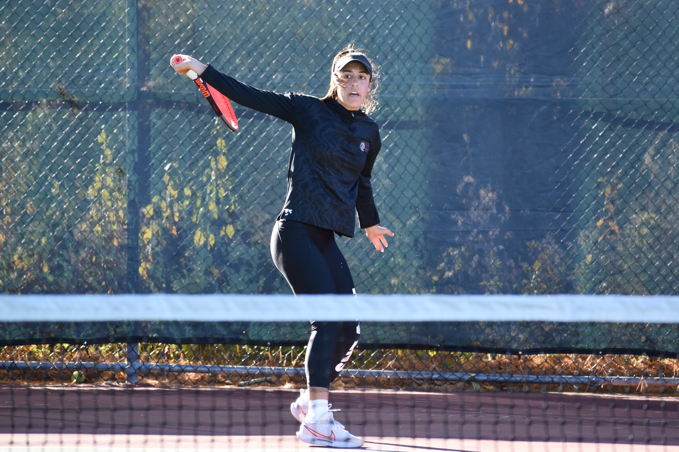 Women's Tennis Returns to Regional Play, Outlasts Queens (N.Y.) 4-3
